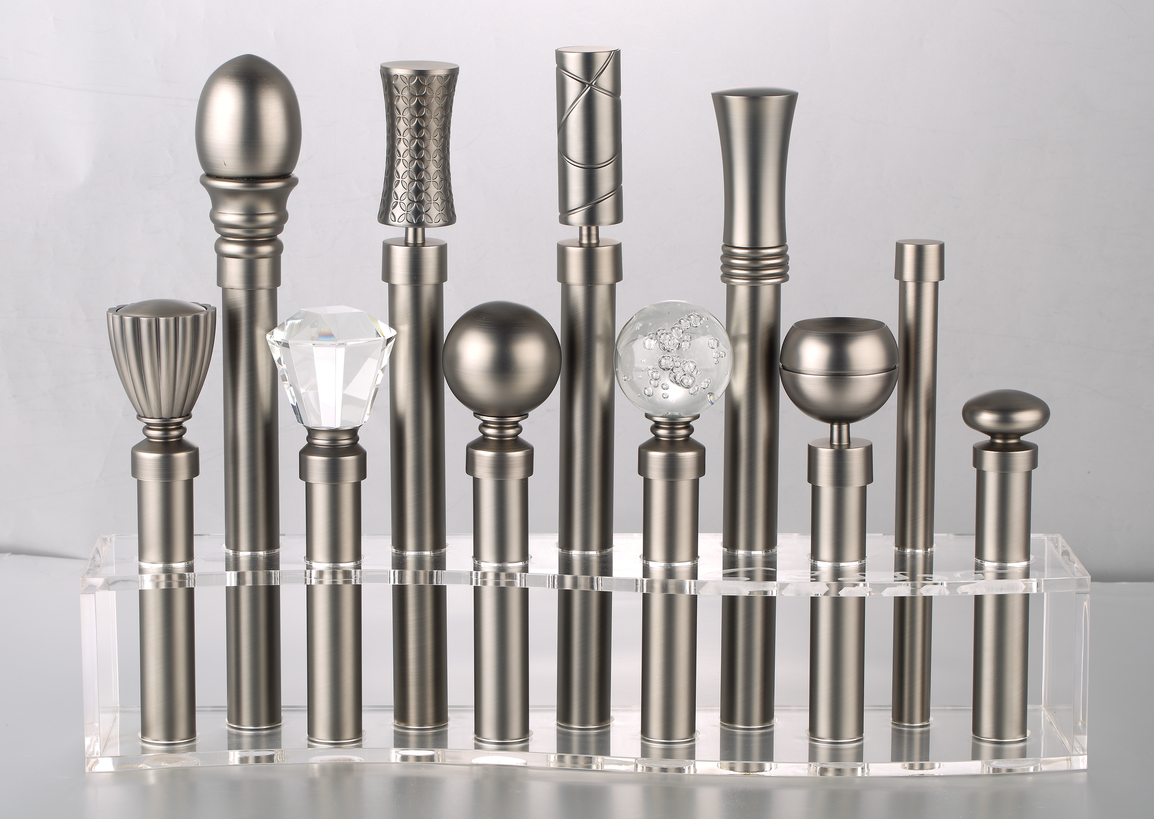 Luméa Brushed Antique Tin Curtain Rod Set – Smooth Rings, $125 Visit